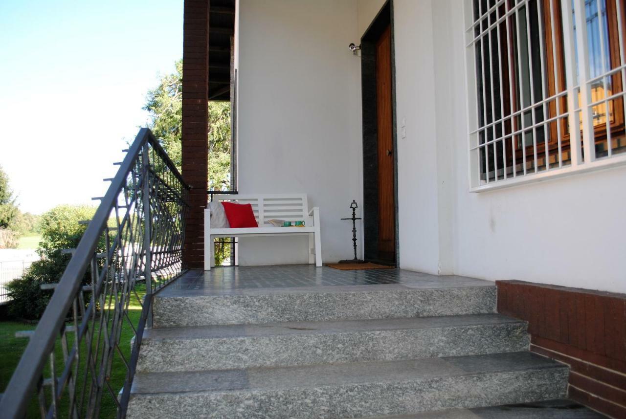 Bnbook Garden View Villa Sesto Calende Exterior photo